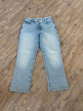 Good American  Relaxed High Rise Jeans with Split Hem Inseam 26